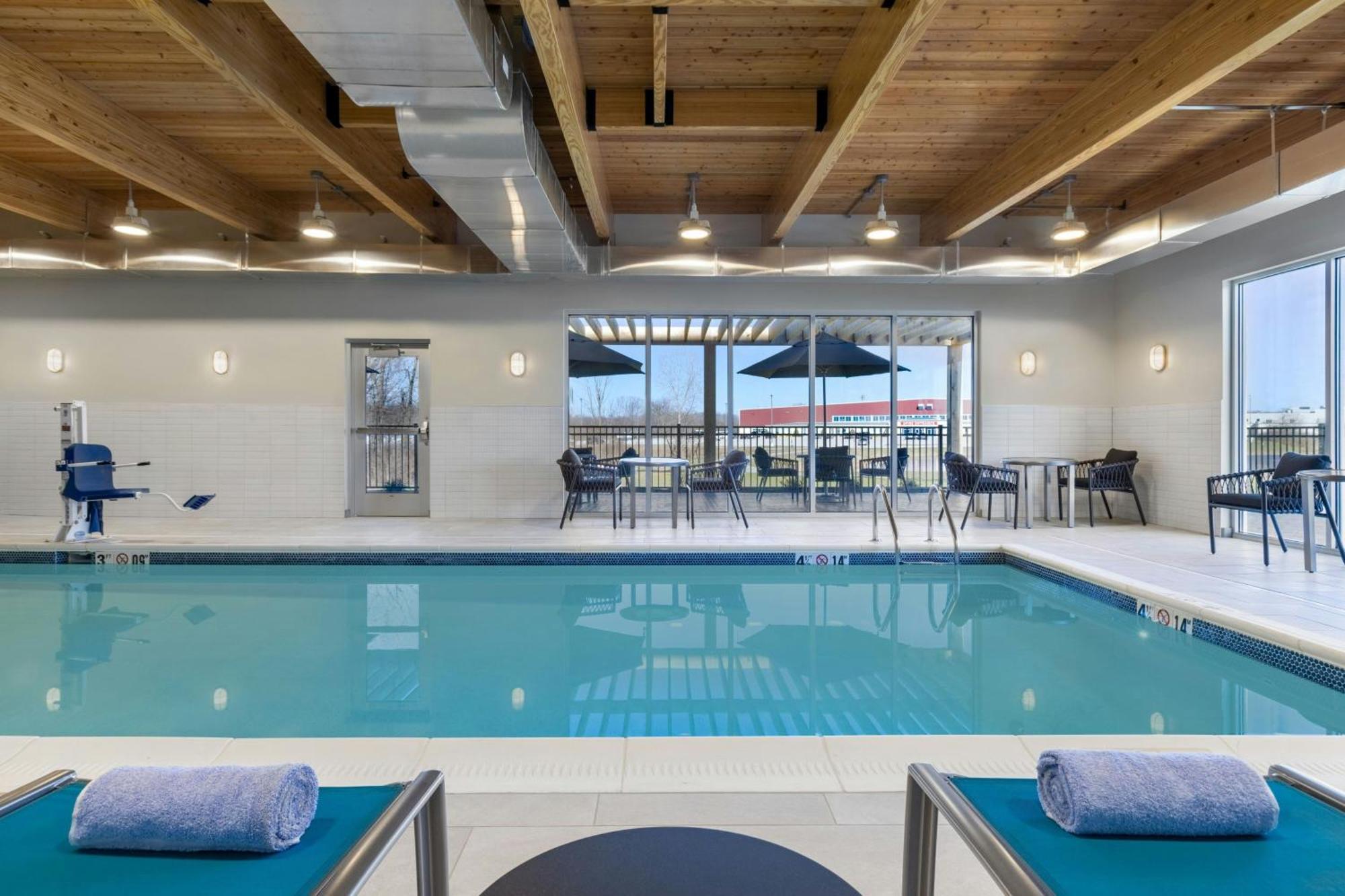 Towneplace Suites By Marriott Geneva At Spire Academy エクステリア 写真