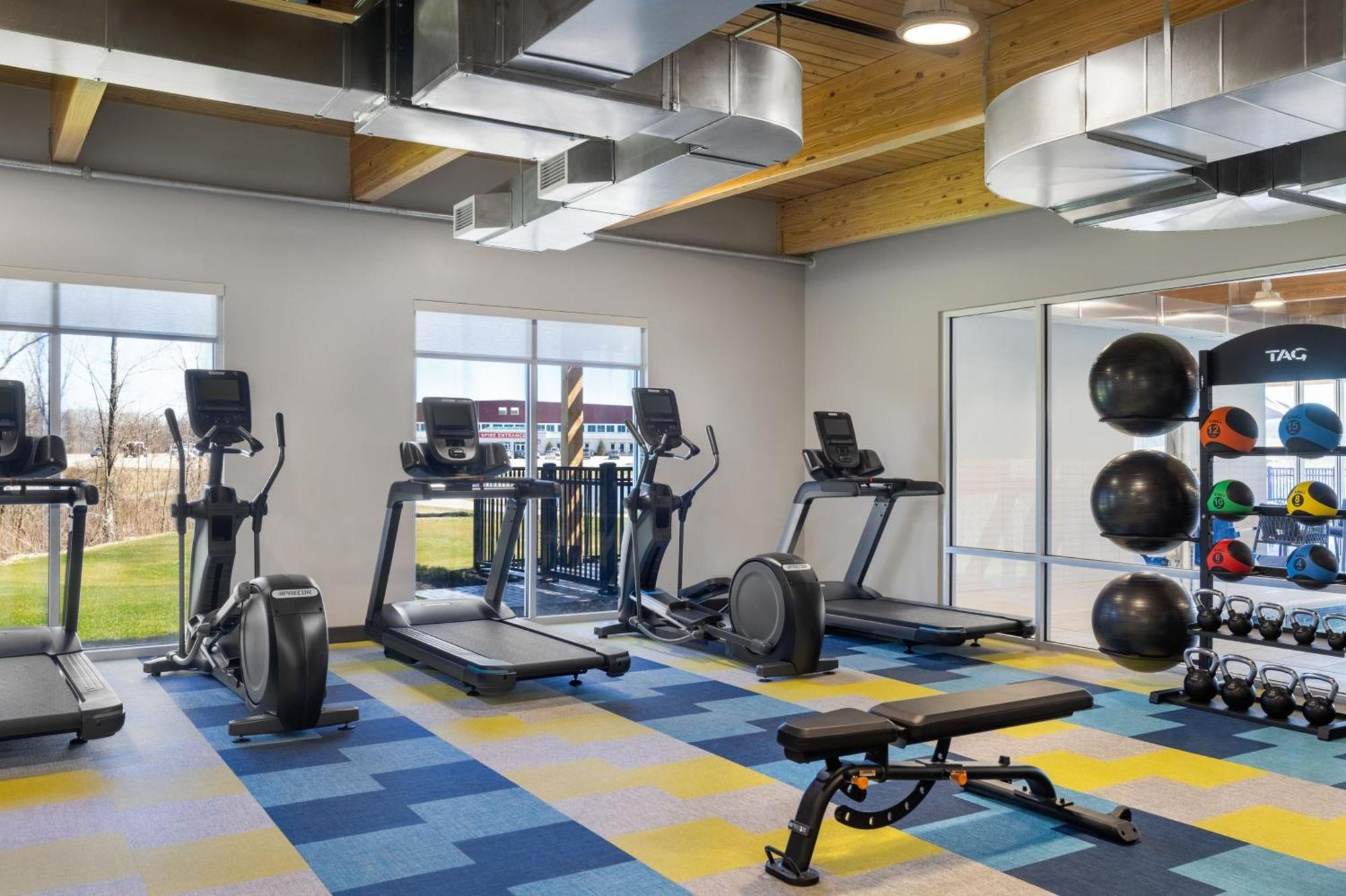 Towneplace Suites By Marriott Geneva At Spire Academy エクステリア 写真