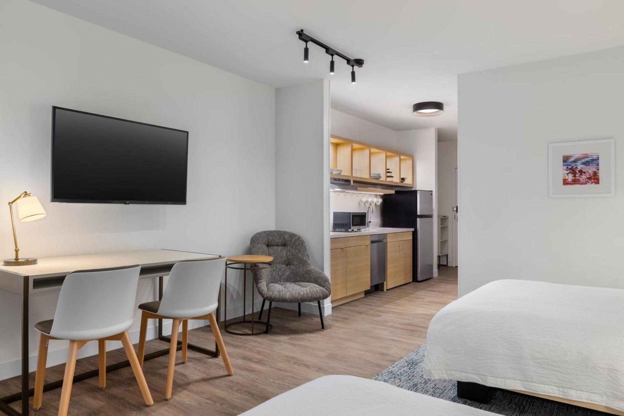 Towneplace Suites By Marriott Geneva At Spire Academy エクステリア 写真